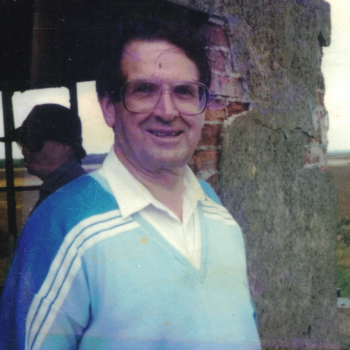  Vic Maslen at Deenethorpe control tower Photo courtesy of Maureen Maslen 